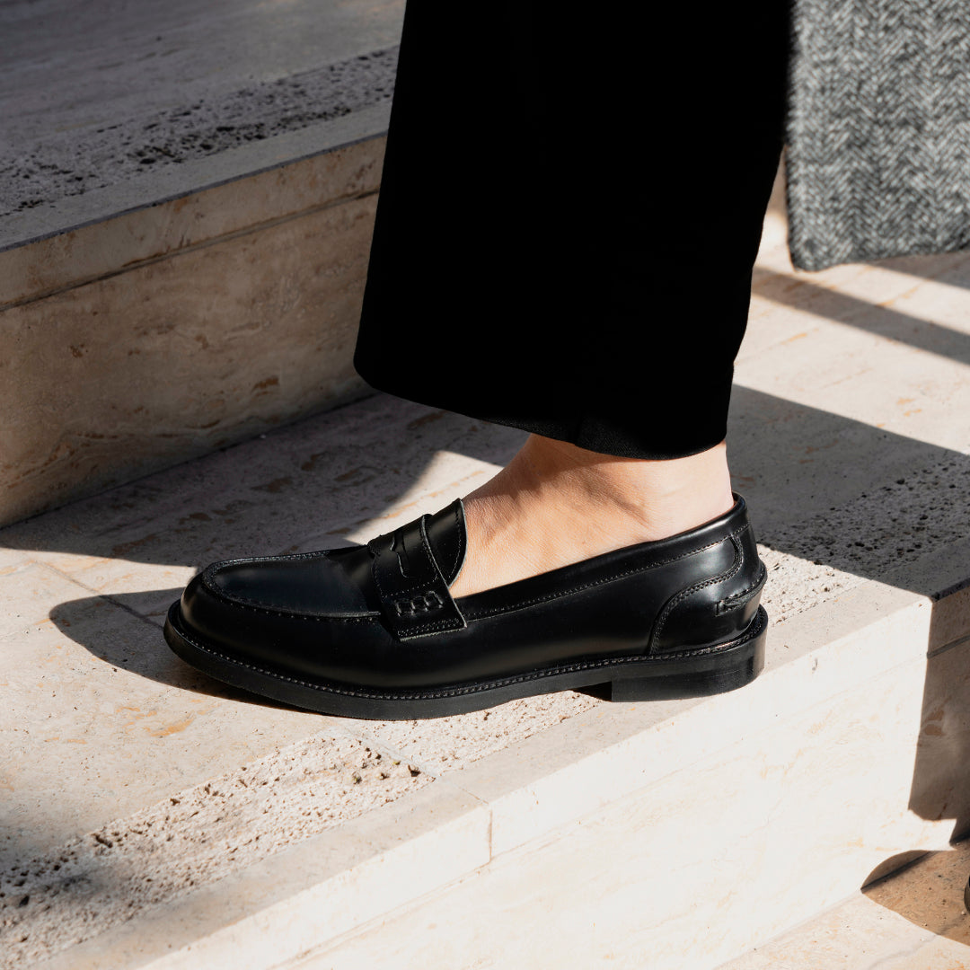 Damen-Loafer aus gebürstetem Leder – Schwarz