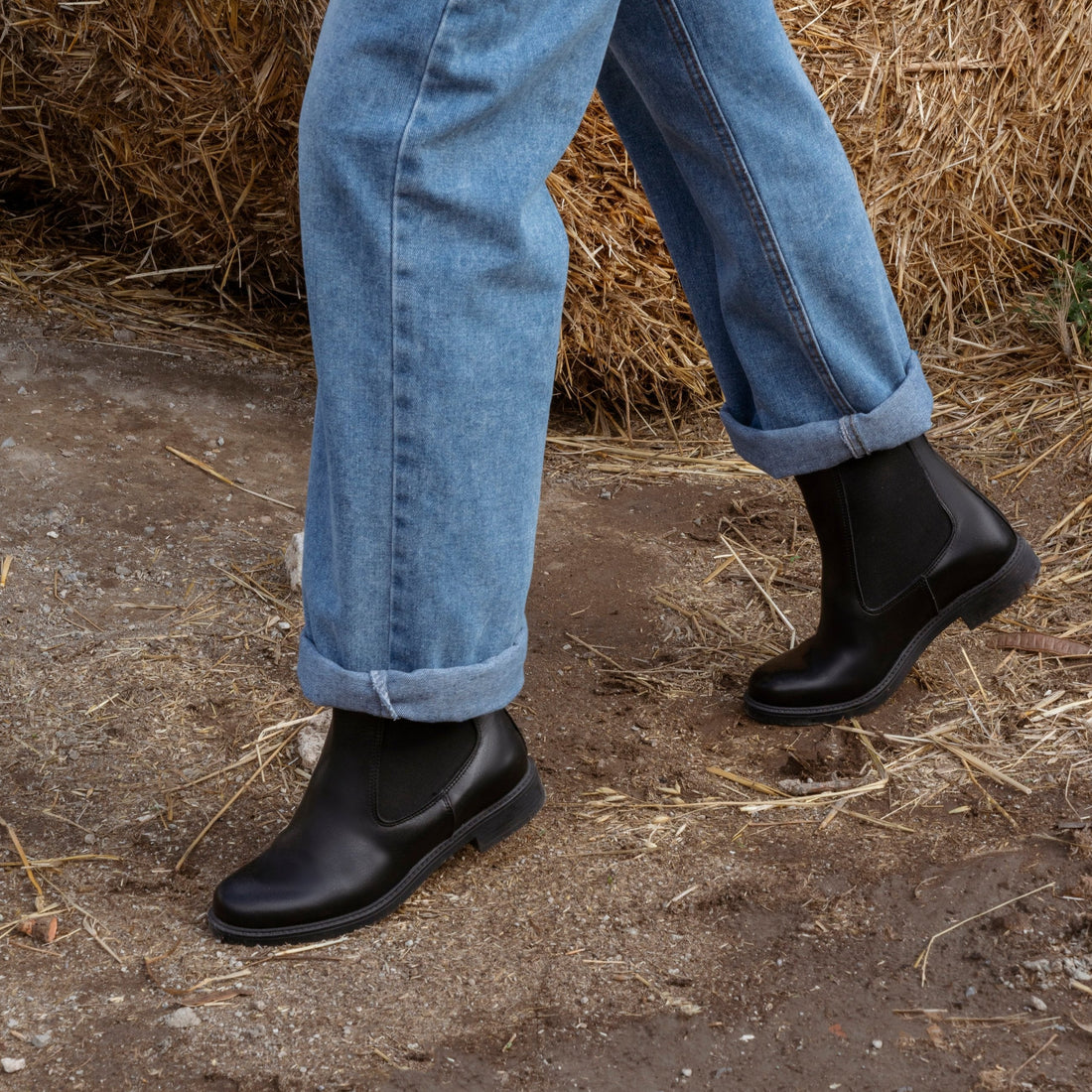 Damen-Beatles-Stiefeletten aus Leder – Schwarz