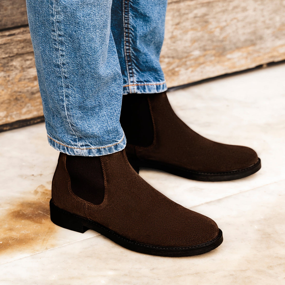 Beatles-Stiefeletten aus Wildleder – Dunkelbraun