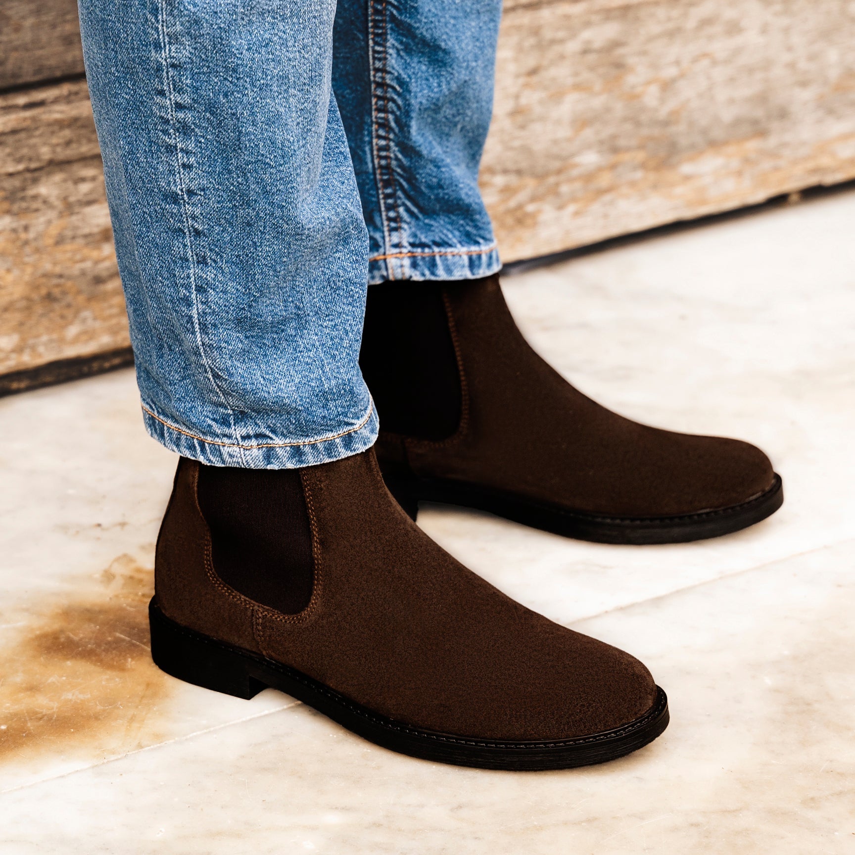 Beatles-Stiefeletten aus Wildleder – Dunkelbraun