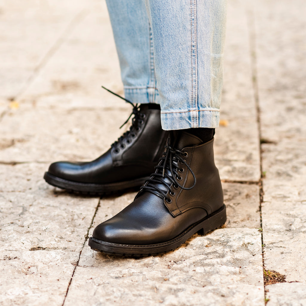 Glattleder-Stiefeletten - Schwarz