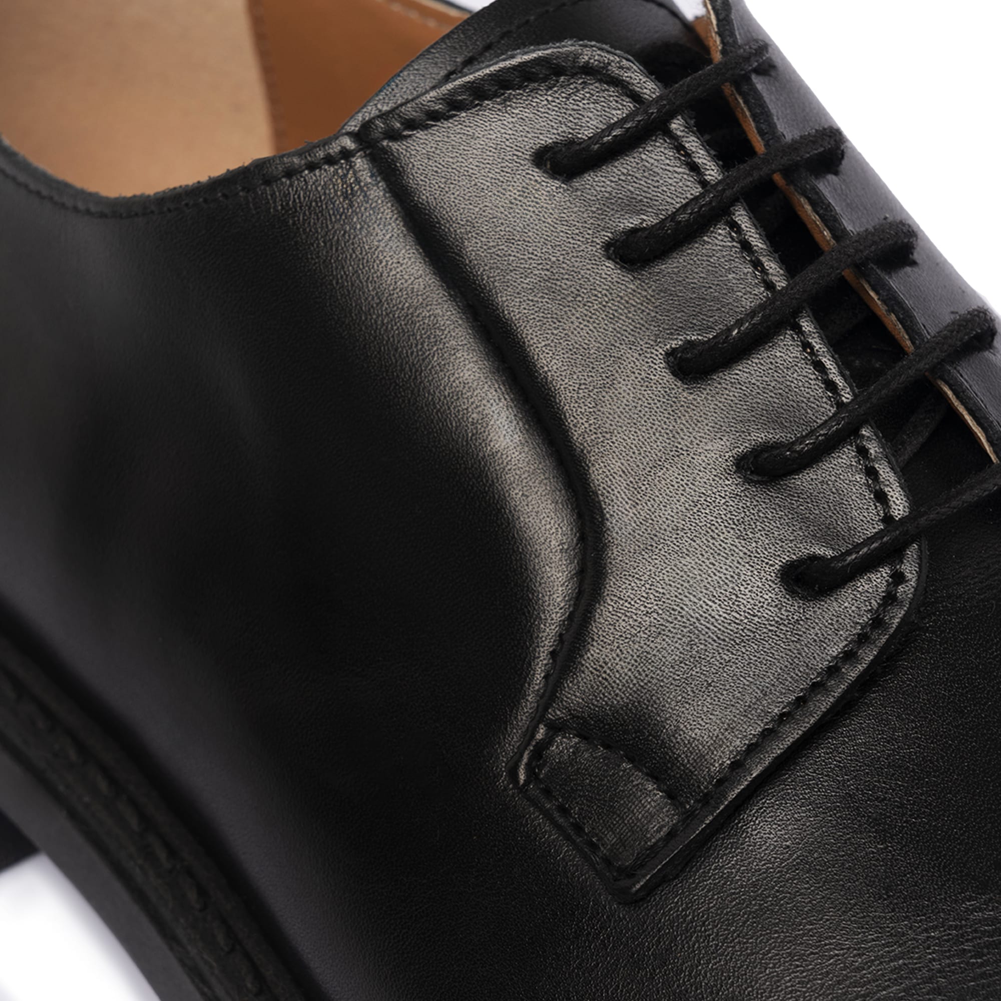 Derby-Schnürschuhe aus Leder – Schwarz