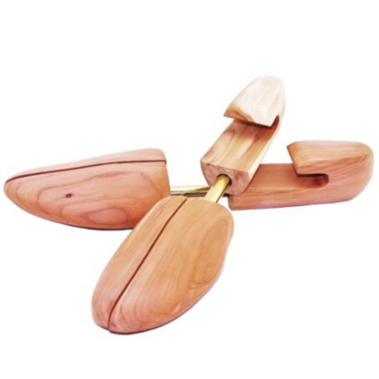 Verstellbarer Herrenschuhbügel aus Holz