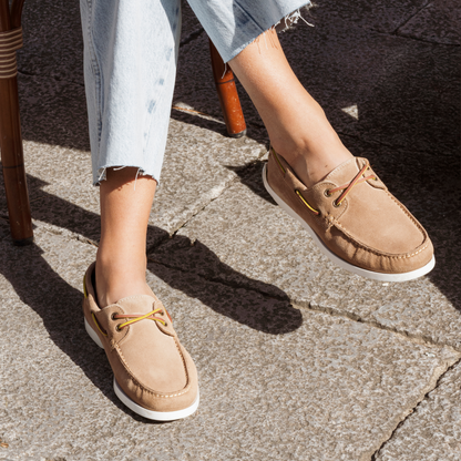 Damen-Barca-Mokassins aus Wildleder – Taupe